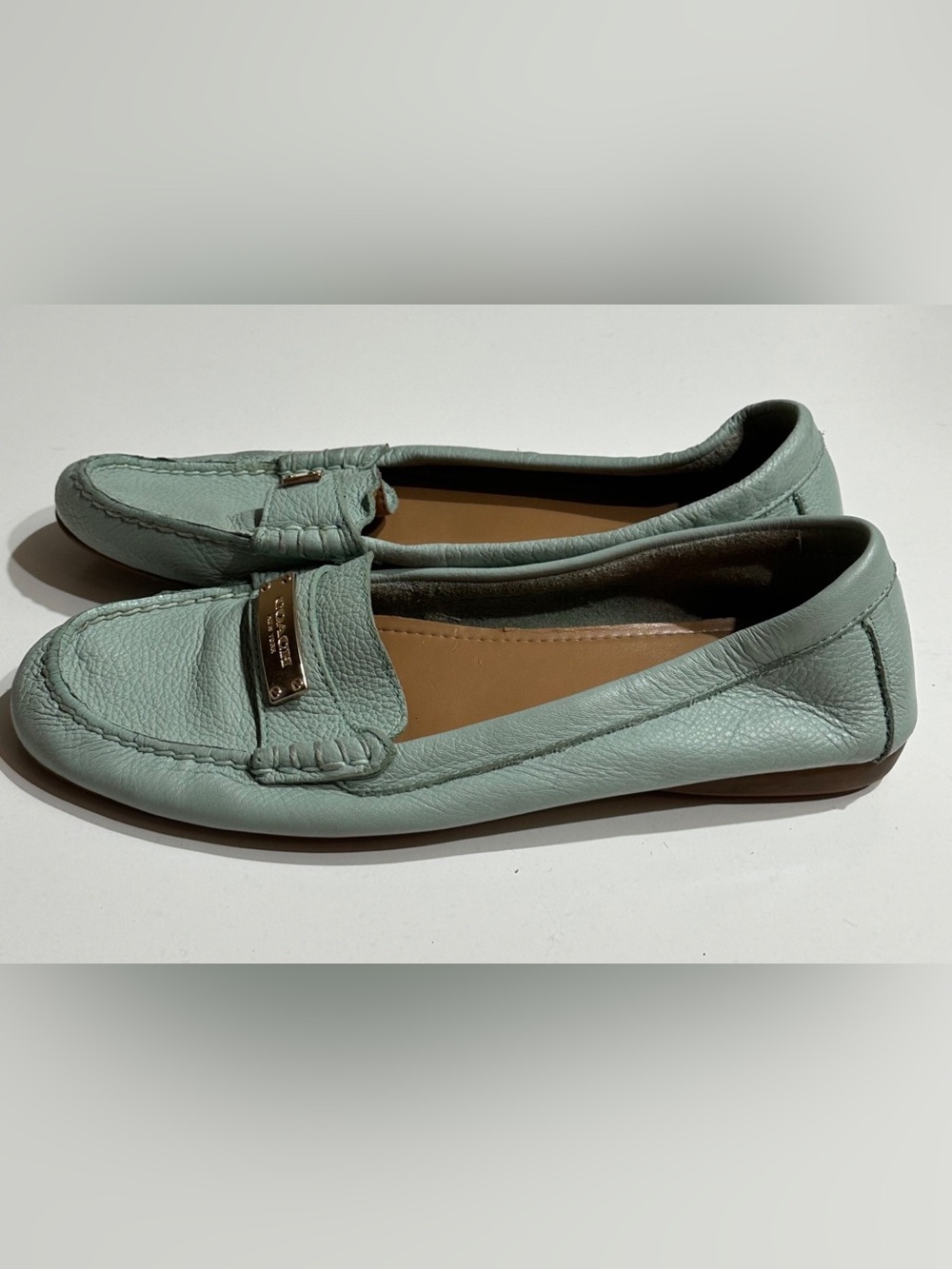 Coach Fredrica Women’s 8B Mint Green Pebbled Leather Slip On Flat Casual Loafers